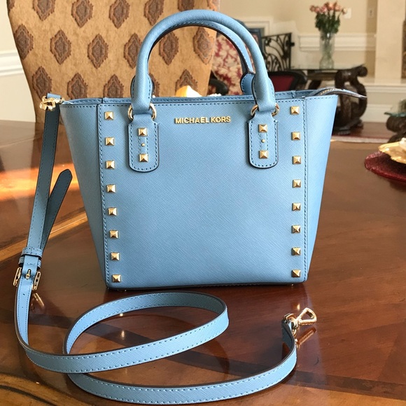 Authentic Michael Kors small studded sandrine - Picture 5 of 7